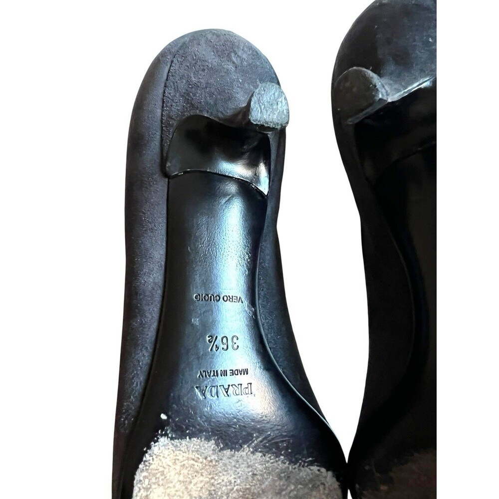 Prada Gray Suede Kitten Heel Pumps Horsebit Pointed Toe Italy EU 36.5 US 6.5 - Picture 10 of 12